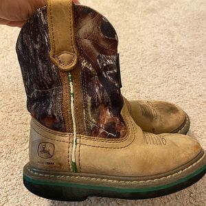Toddler boys John Deere boots